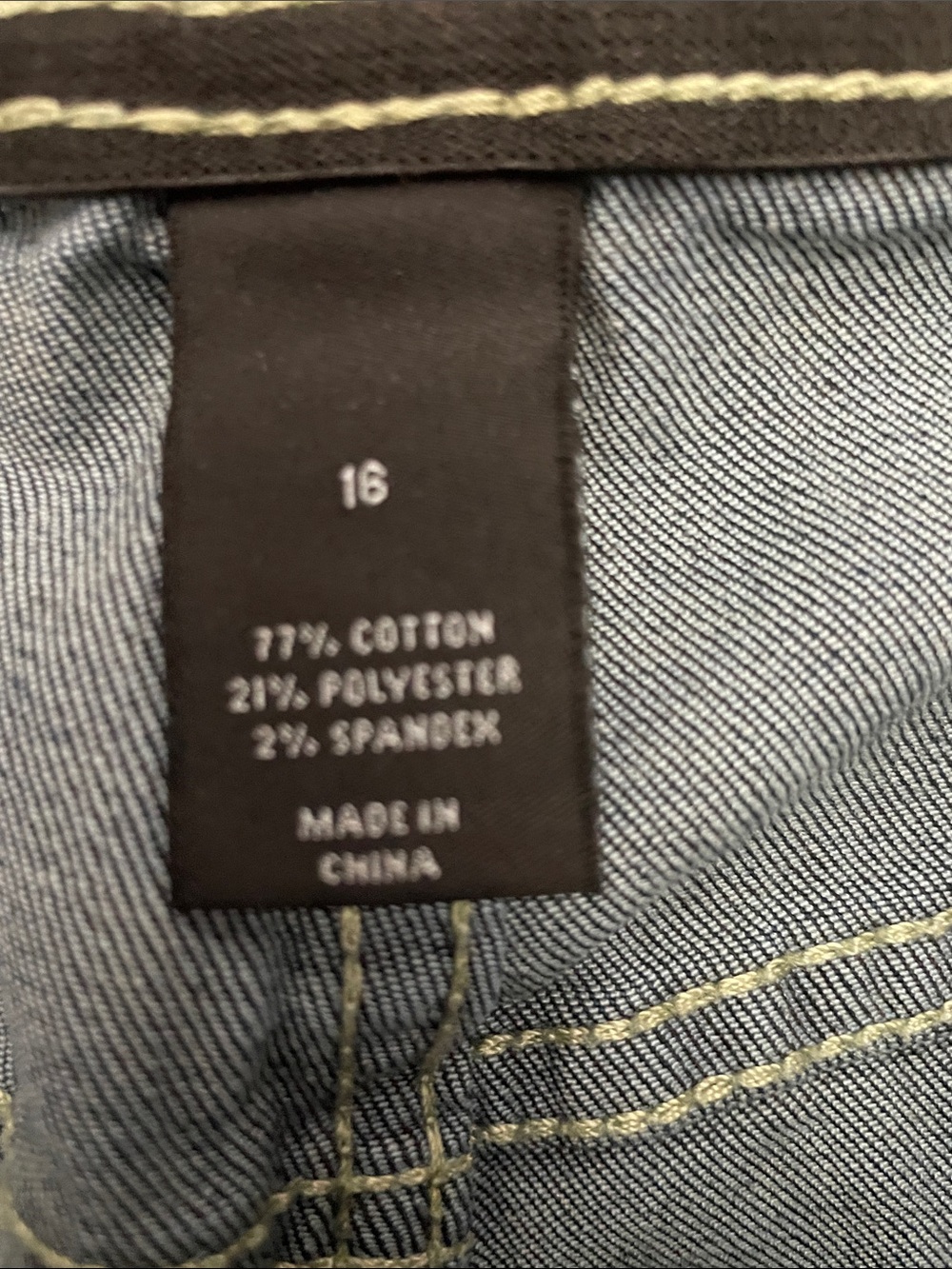 EUC Lane Bryant Tighter Tummy Technology Dark Wash Cropped Denim Capri Jeans 16 - Picture 7 of 9